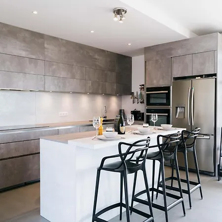 Prestigieuse De Cremat Villa *
