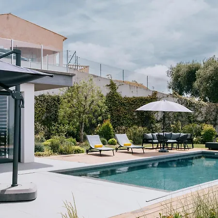 Prestigieuse De Cremat Villa